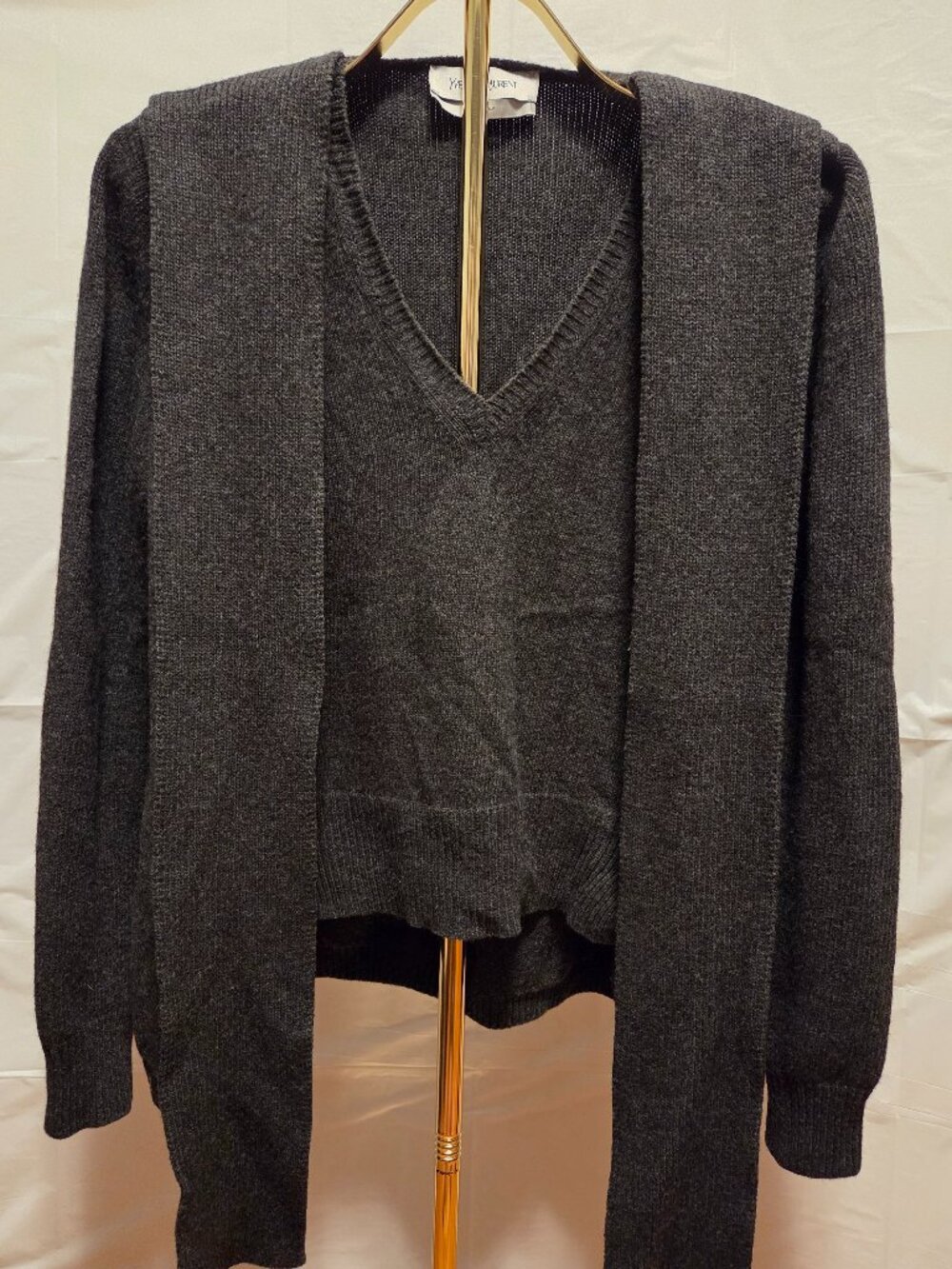 VTG Yves Saint Laurent Convertible Multi-Way Knit V-Neck Sweater Scarf Charcoal